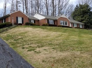 328 Pocahontas Trl, Bassett, VA 24055