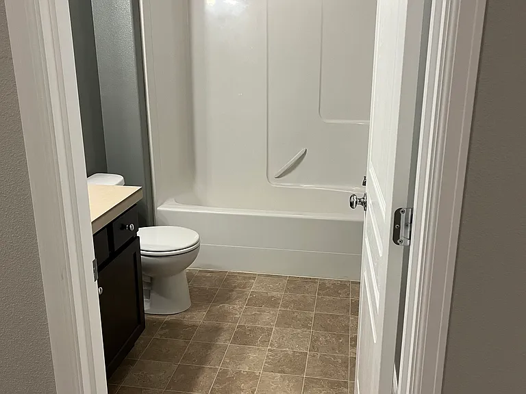 2nd bathroom