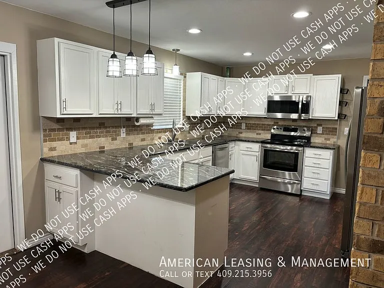 225 Ridgewood St — Photo 5