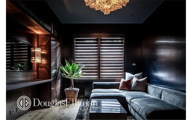 Sold by Douglas Elliman | media 24