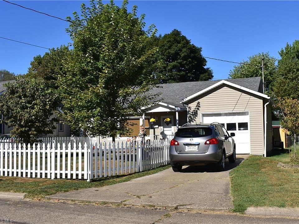 1st image of 3103 Elm St