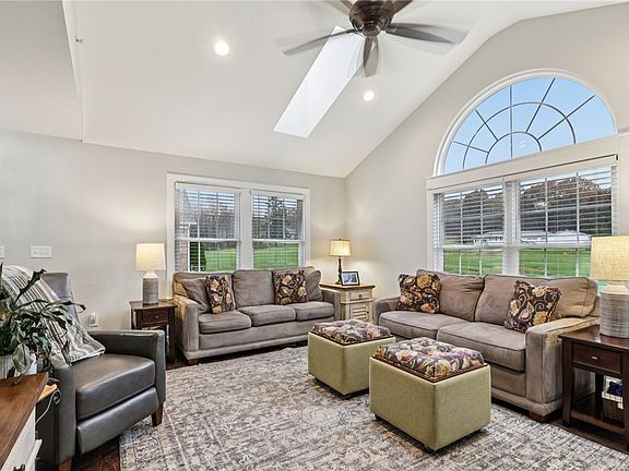 2nd image of 104 White Fox Ct #24