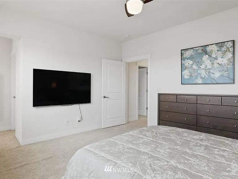 1660 NE Falls Dr — Photo 24