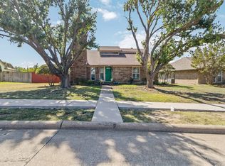 1920 Avignon Ct, Carrollton, TX 75007