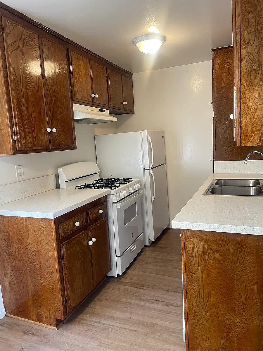 Building Photo - 1801 Ocean Park Blvd #106
