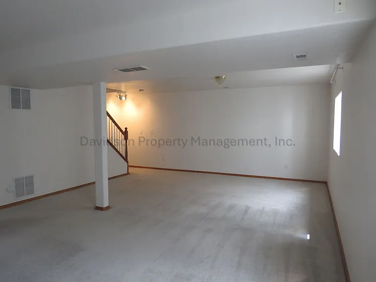 15485 Curwood Dr — Photo 17