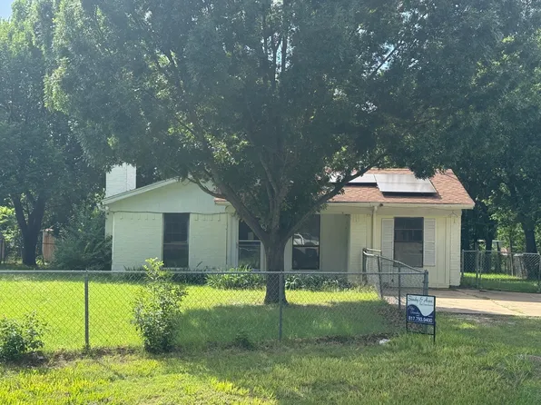329 Walnut Ave, Azle, TX 76020