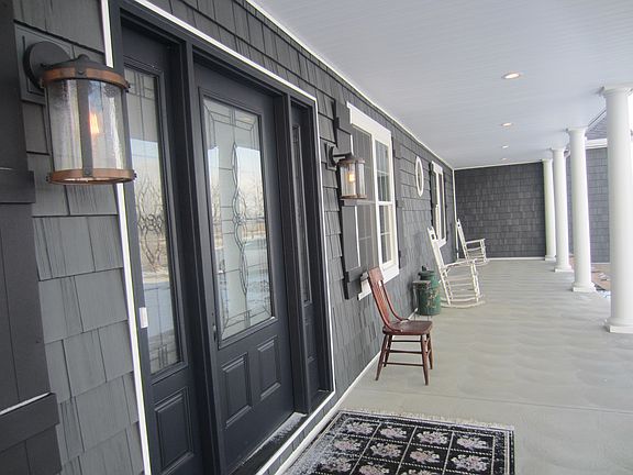 50x10 plantation style porch