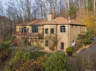 99999 Benfield Rd, Weaverville, NC 28787