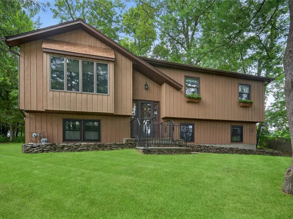 3 Robert Drive, Florida, NY 10921