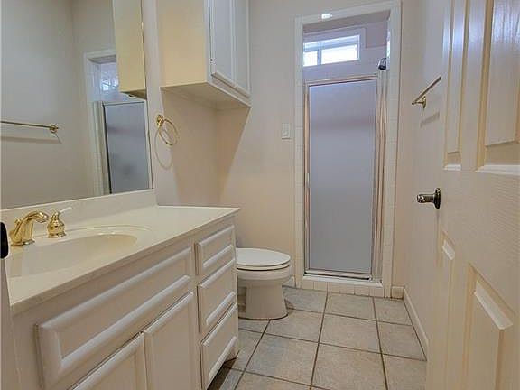3rd image of 5112 N Cynthia St