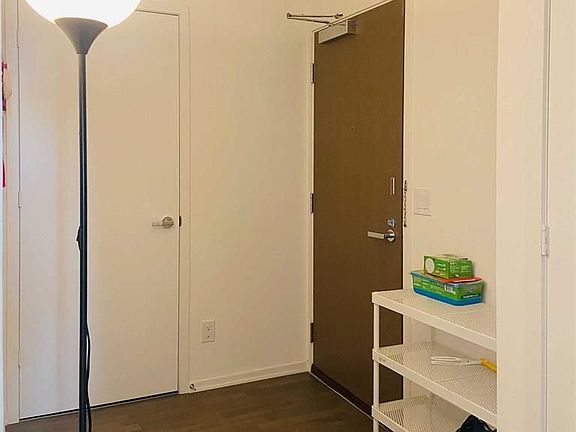 5th image of 1 Bloor St #3704