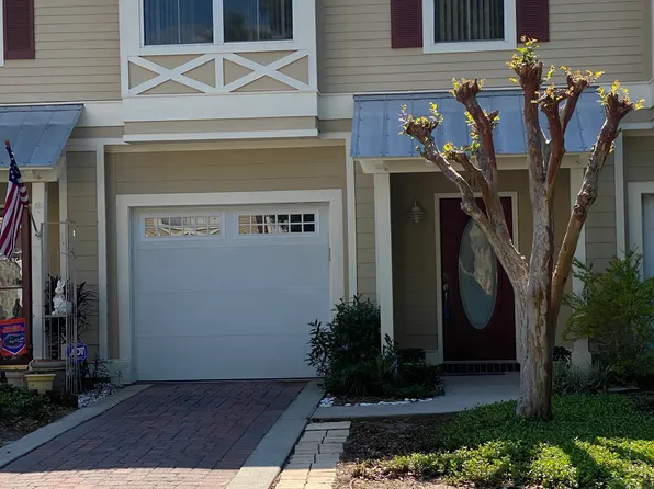 417 Twin Lakes Ln, Destin, FL 32541