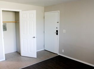 3220 W 13th St APT 7, Grand Island, NE 68803