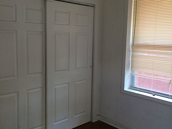 5th image of 3131 Thelma Ave
