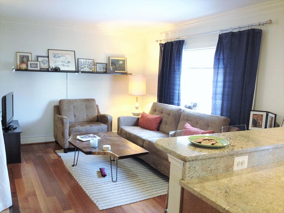 1st image of 1219 Oronoco St APT 304