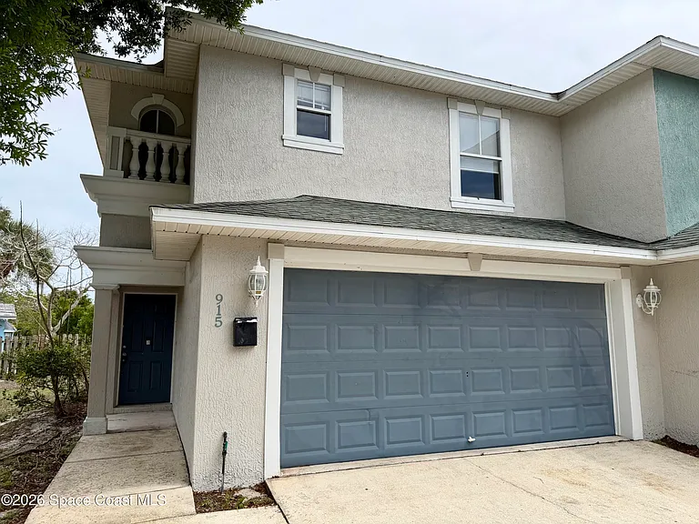 915 Twisting Branch Ct — Photo 1