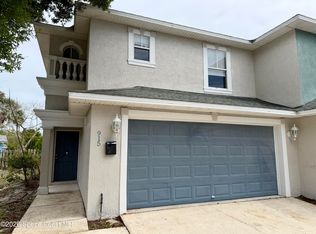 915 Twisting Branch Ct, Melbourne, FL 32935