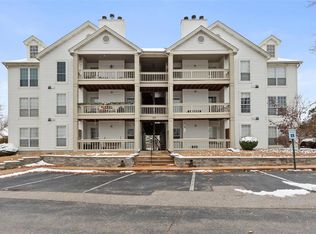 1445 Whispering Creek Dr APT D, Ballwin, MO