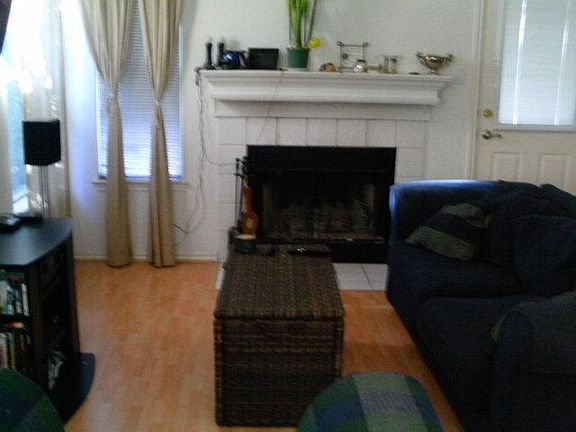 5th image of 1006 Marlton St