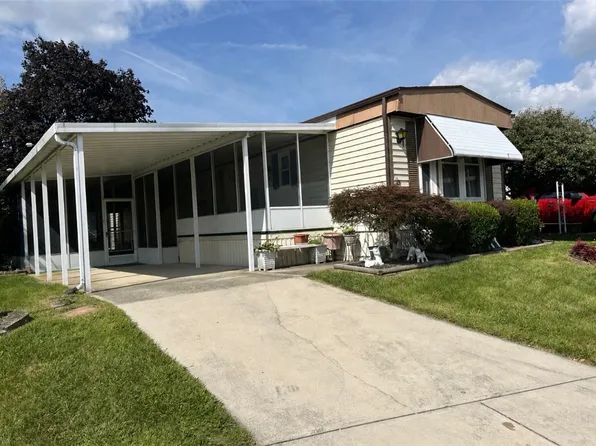 48 Beech Dr, Springfield, OH 45502