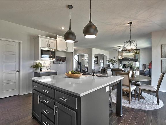 4th image of 23823 W 58th Pl