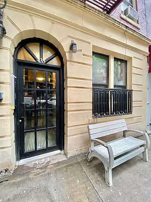 Rented by Waverly Realty Associates | media 28