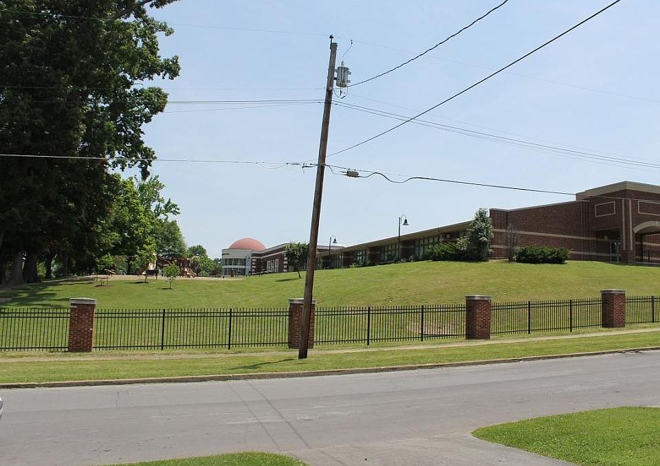 804 Virginia Ave, Bristol, TN 37620 Zillow