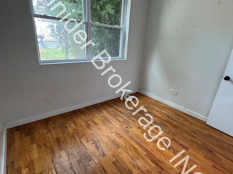 15 Bethune Blvd #101 — Photo 12