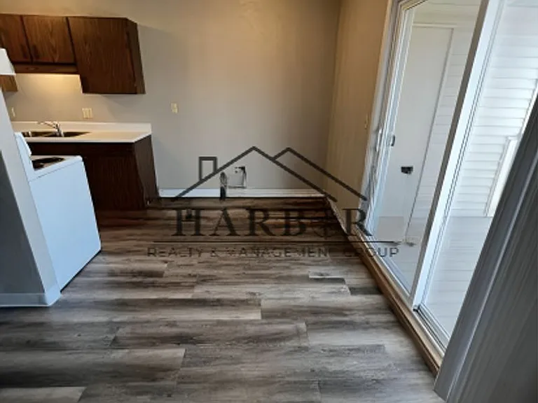 Blu Line Flats — Photo 115