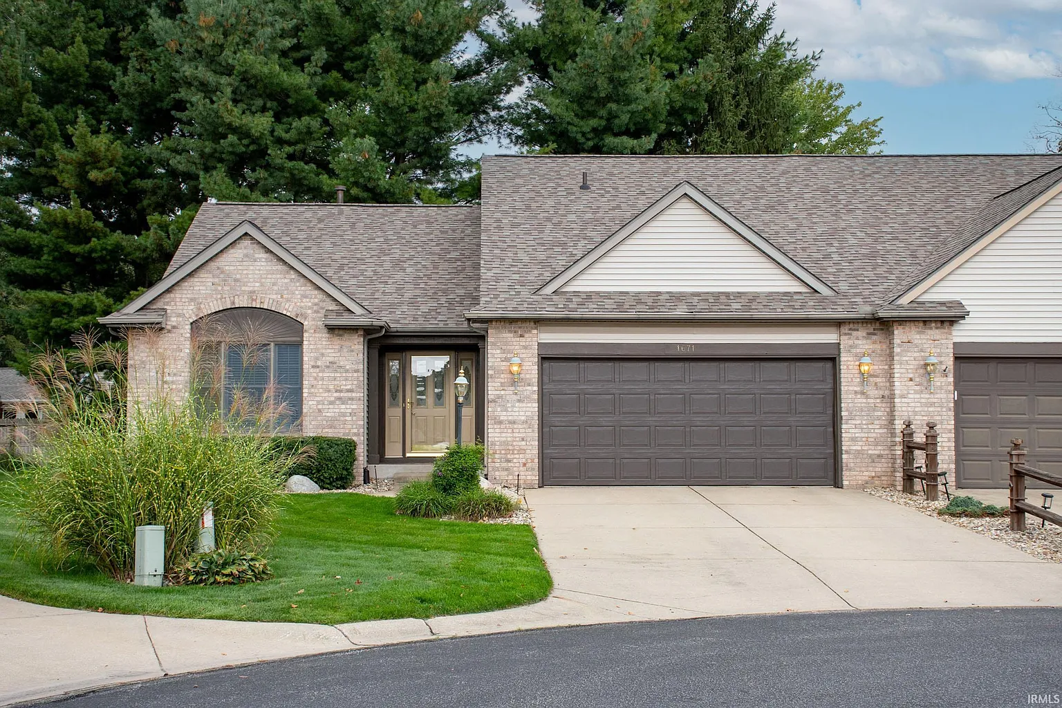 1671 Brookstone Ct photo 1