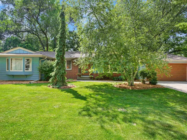 322 Robin Pkwy, Madison, WI 53705