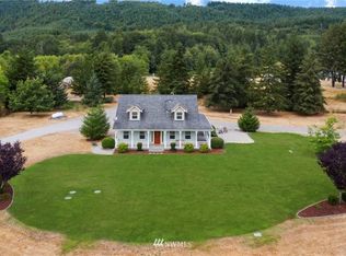 12012 Hunter Loop Rd SW, Rochester, WA 98579