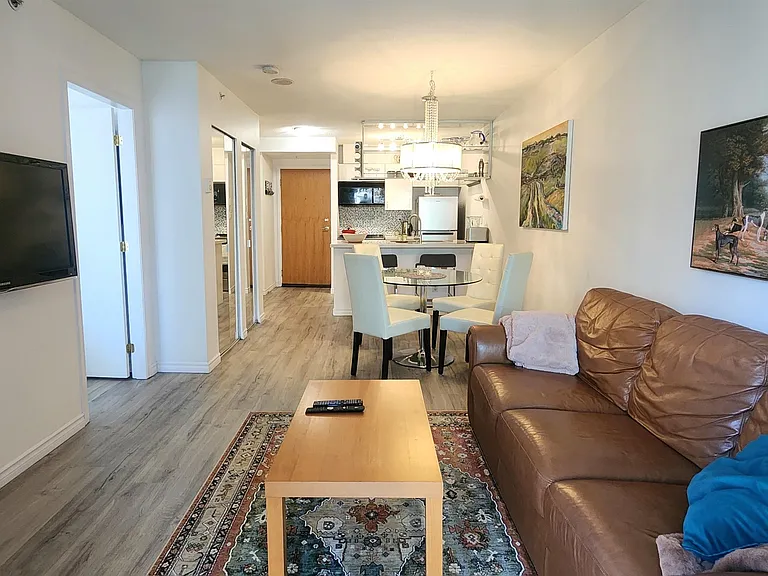 939 Homer St #1003 — Photo 2