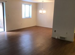 69 Locust Ridge Dr APT 1A, Pittsburgh, PA 15209