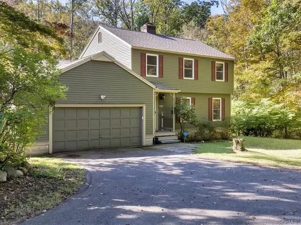 362 Racebrook Road, Orange, CT 06477