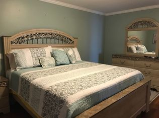 11 Shore Rd, Narragansett, RI 02882