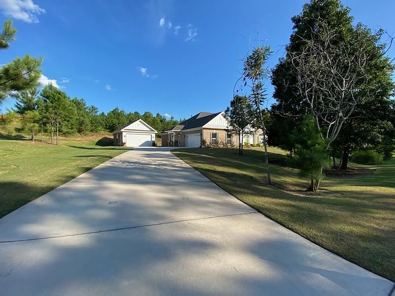 1st image of 479 Bellingham Dr