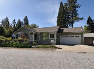 519 Saint Patricks Dr, Grass Valley, CA 95945