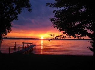 3342 Robinsons Bay Rd, Deephaven, MN 55391