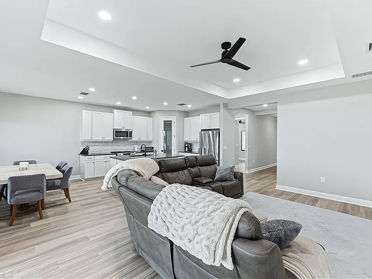 4191 Pegasus Way — Photo 9