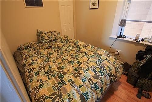 4th image of 1746 W Beach Ave #2A