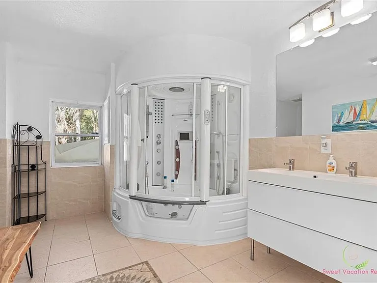 14182 Lake Mary Jane Rd — Photo 13