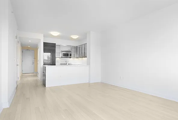Sold by BLU Real Estate | media 2