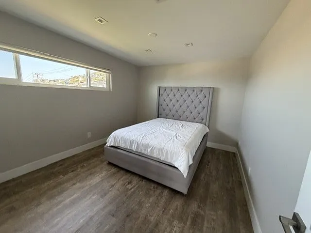 694 N Coast Hwy #6 — Photo 5
