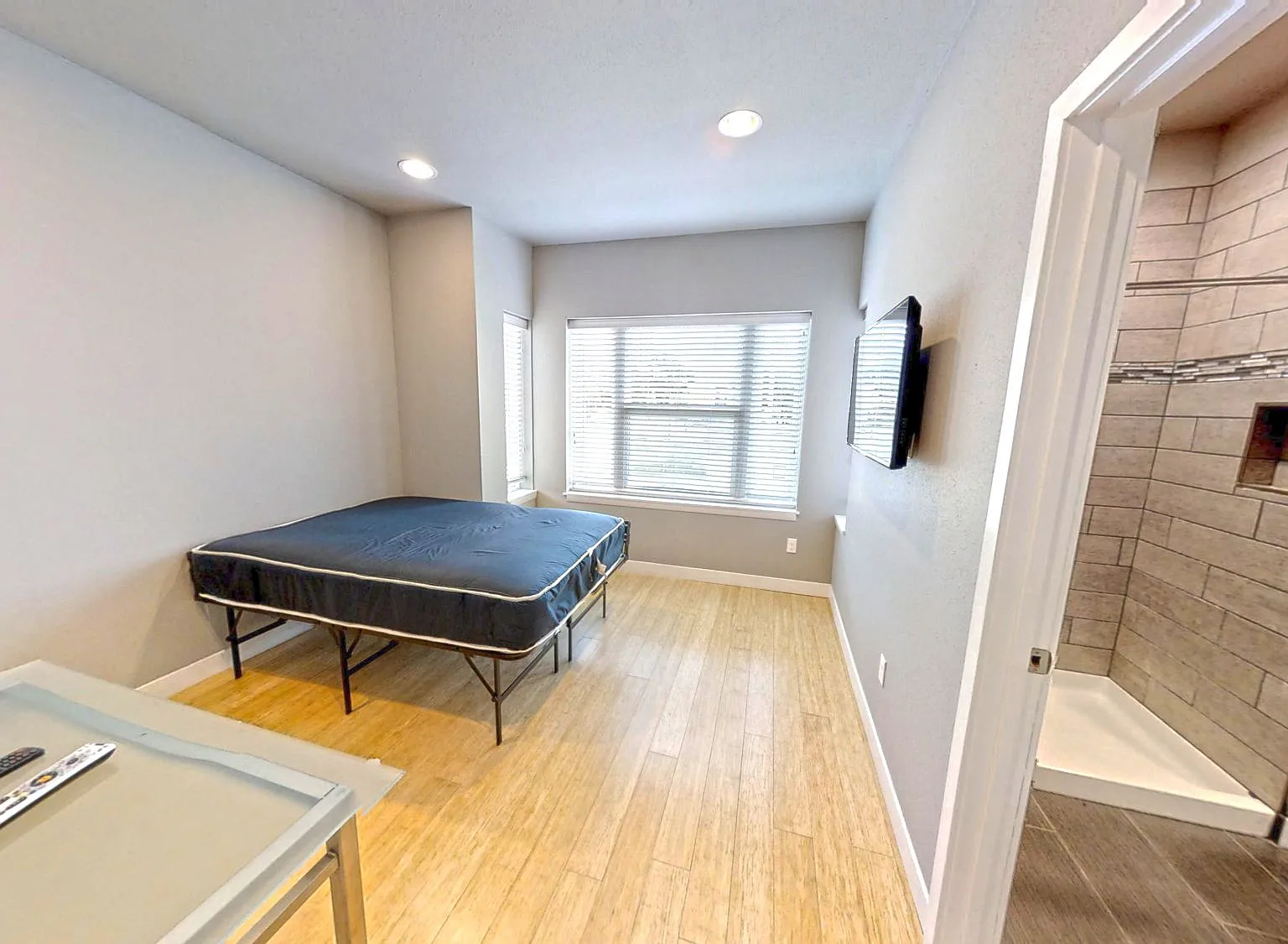 505 S 2nd St — Photo 3