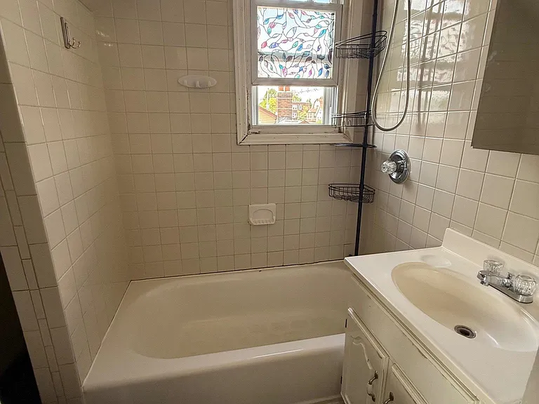 170 Laurel Ave #3 — Photo 9