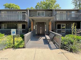 6220 Hidden Creek Dr APT 311, Lorain, OH 44053