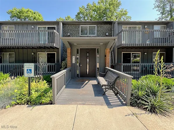 6220 Hidden Creek Dr APT 311, Lorain, OH 44053