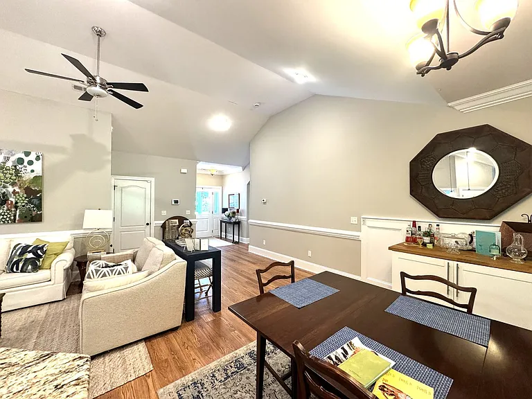 123 Vista Ln — Photo 12